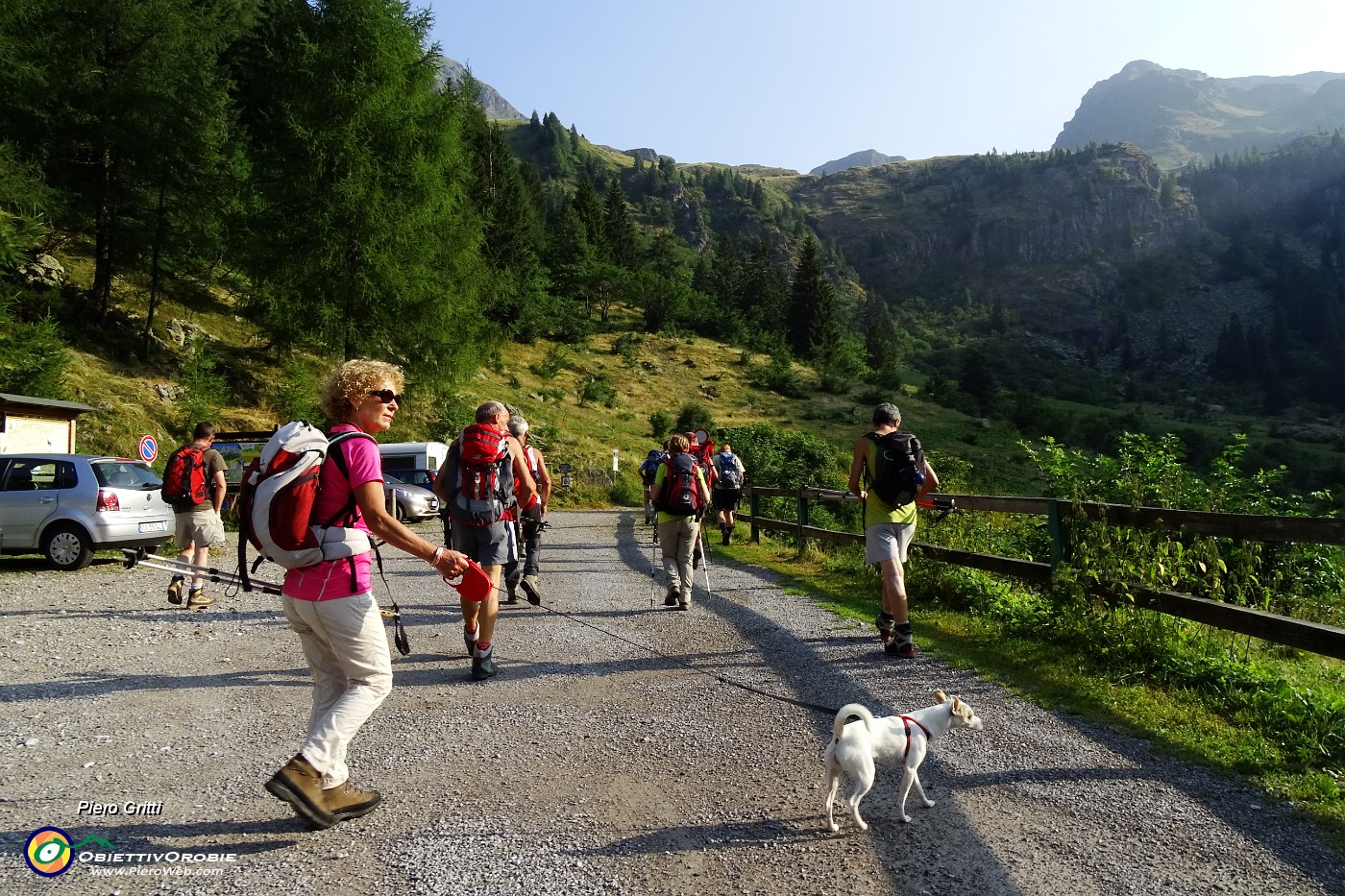 06 Partiamo dalle Baite di Mezzeno (1576 m).JPG